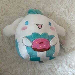 Squishmallows cinnamon roll